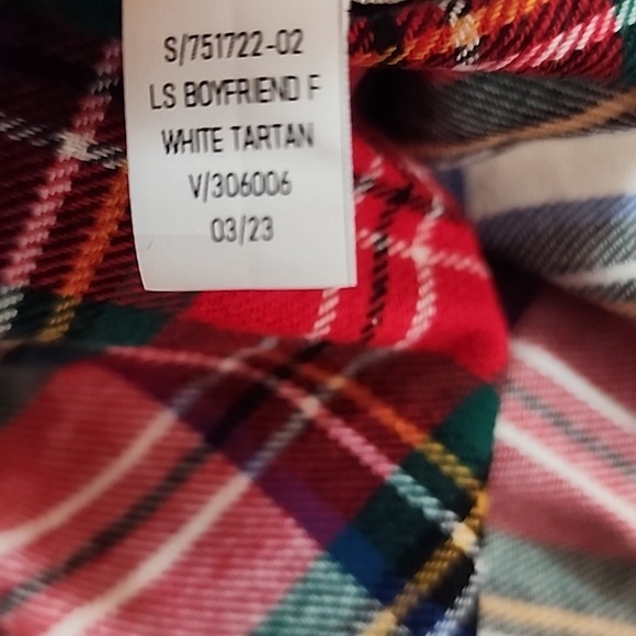 Old Navy Boyfriend Button Up Shirt M Tall Red White Tartan Plaid Long Sleeve - Picture 8 of 8